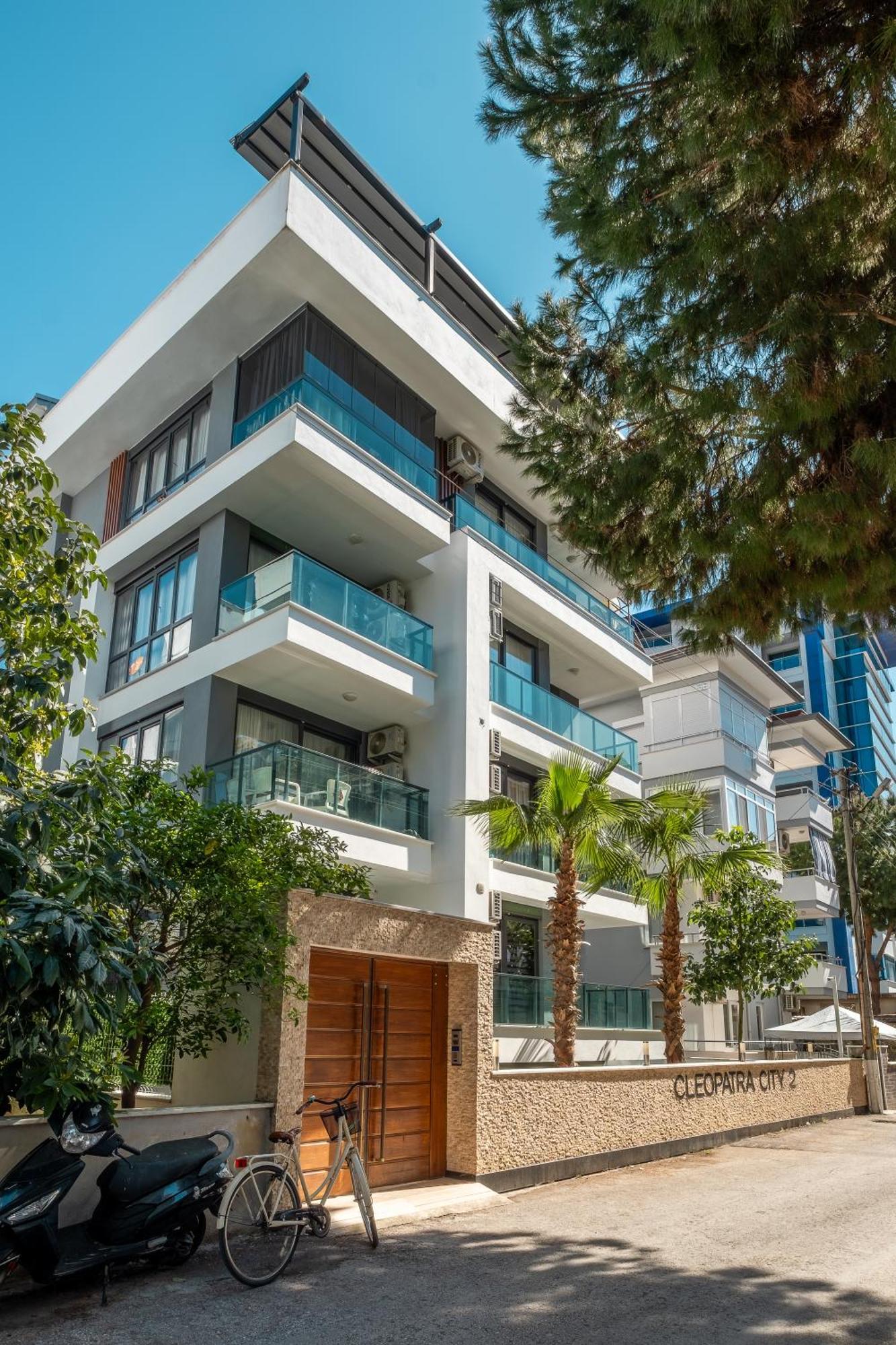Kleopatra Ii Apartment